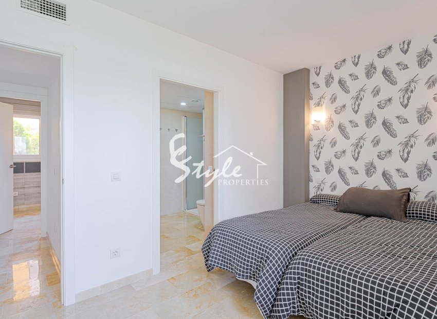 Resale - Apartament  - Punta Prima