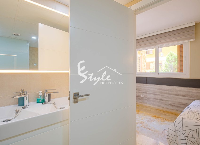 Resale - Apartament  - Punta Prima