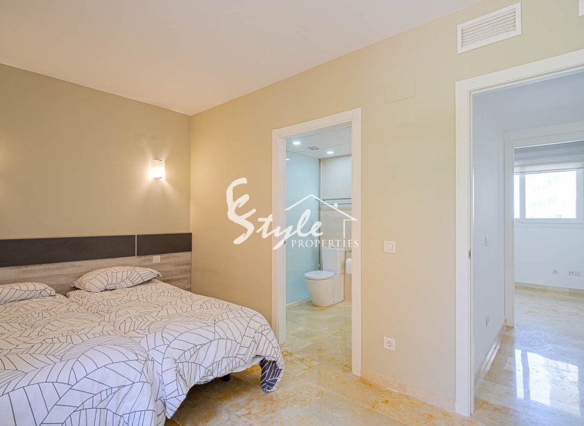 Resale - Apartament  - Punta Prima