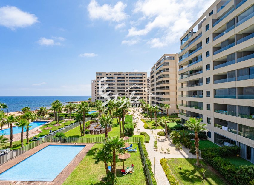 Resale - Apartament  - Punta Prima