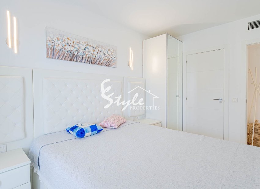 Resale - Apartament  - Punta Prima