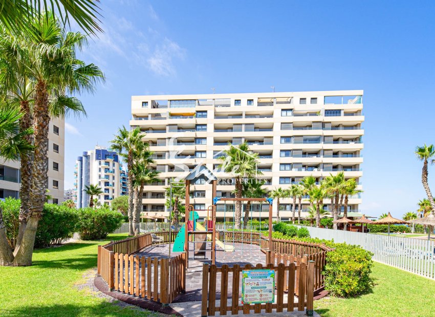 Resale - Apartament  - Punta Prima