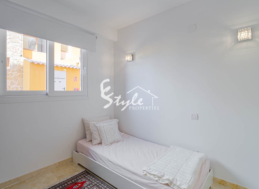 Resale - Apartament  - Punta Prima
