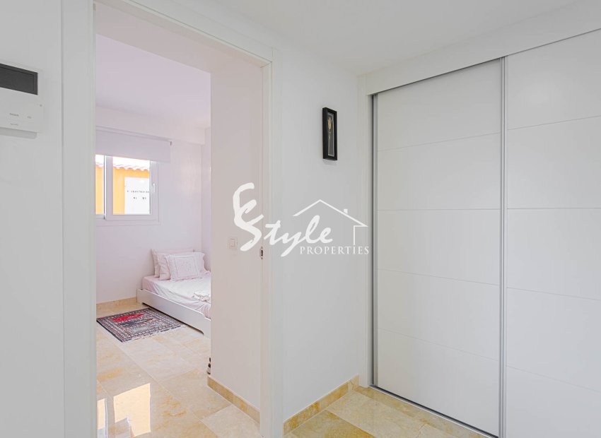 Resale - Apartament  - Punta Prima