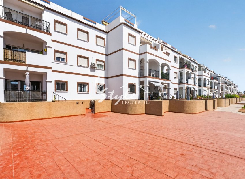 Resale - Apartament  - Punta Prima