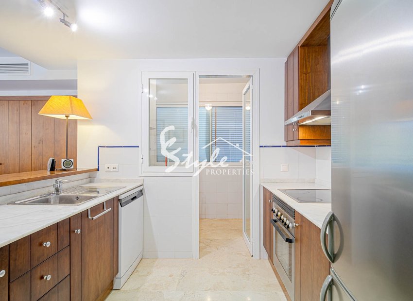 Resale - Apartament  - Punta Prima