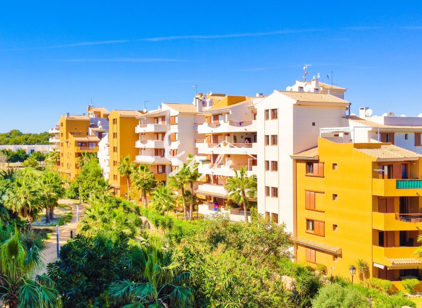 Resale - Apartament  - Punta Prima