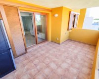 Resale - Apartament  - Punta Prima