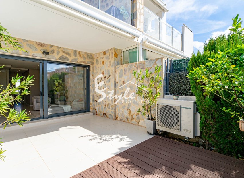 Resale - Apartament  - Punta Prima