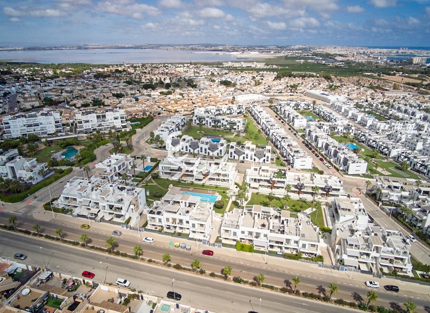 Resale - Apartament  - Punta Prima