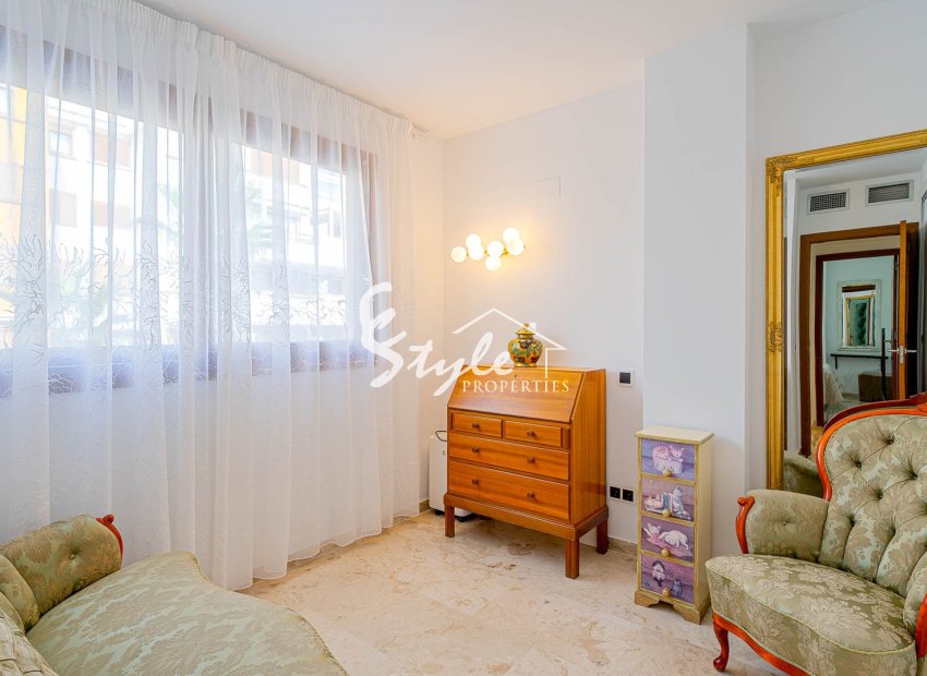 Resale - Apartament  - Punta Prima