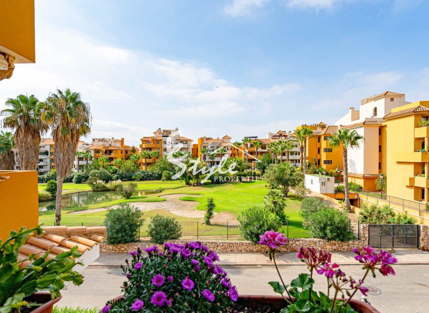 Resale - Apartament  - Punta Prima