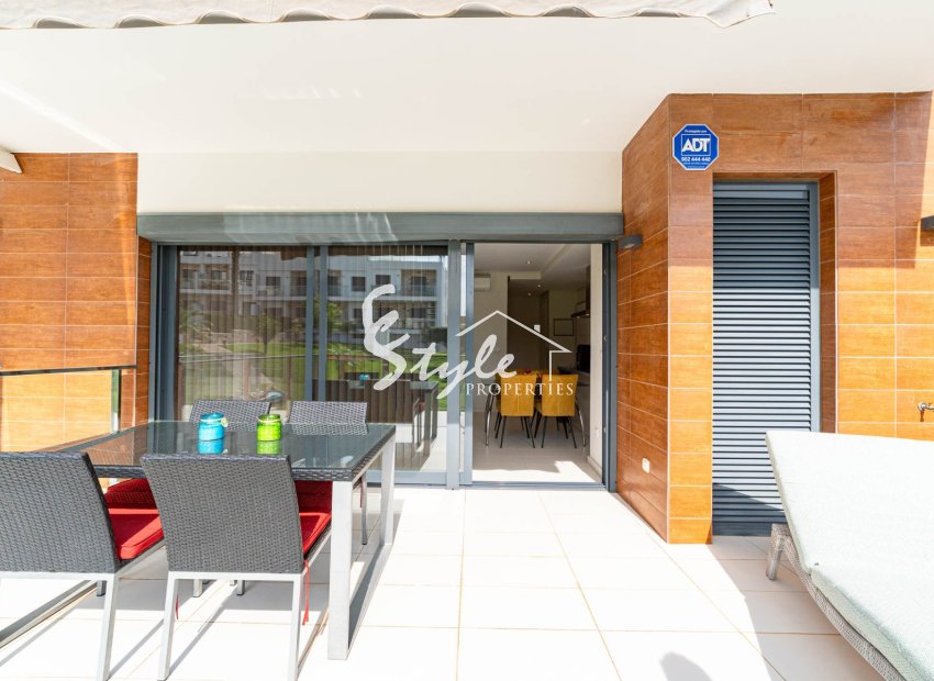 Resale - Apartament  - Punta Prima
