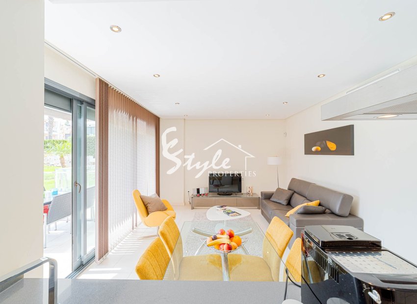 Resale - Apartament  - Punta Prima