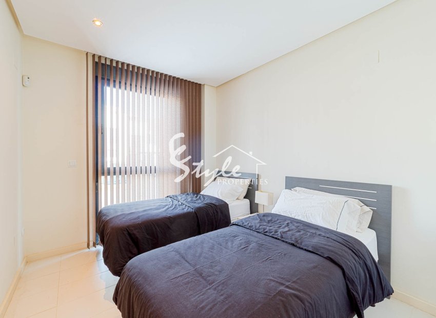 Resale - Apartament  - Punta Prima