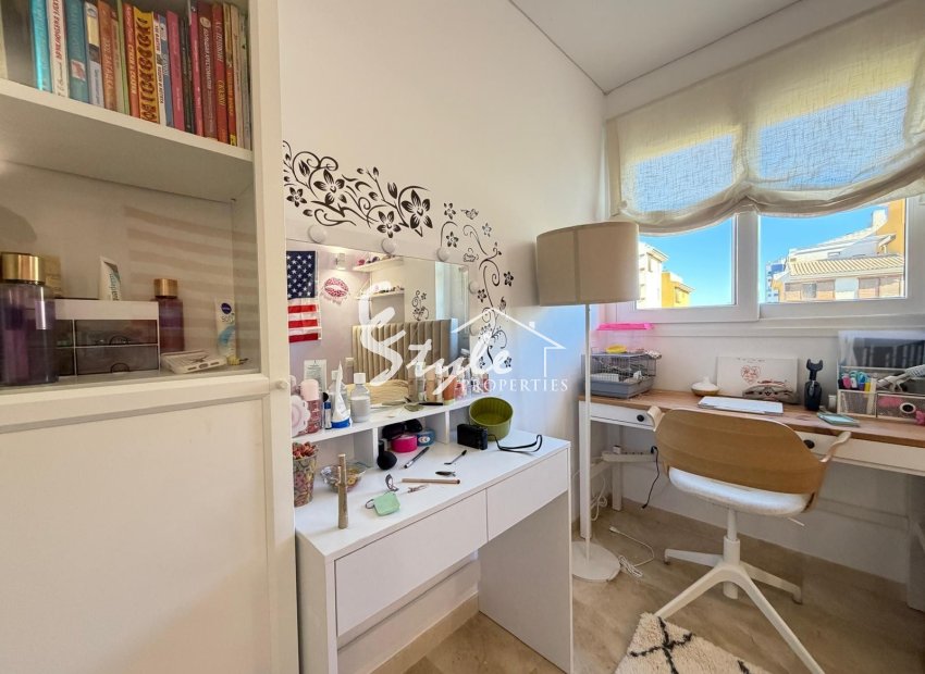 Resale - Apartament  - Punta Prima
