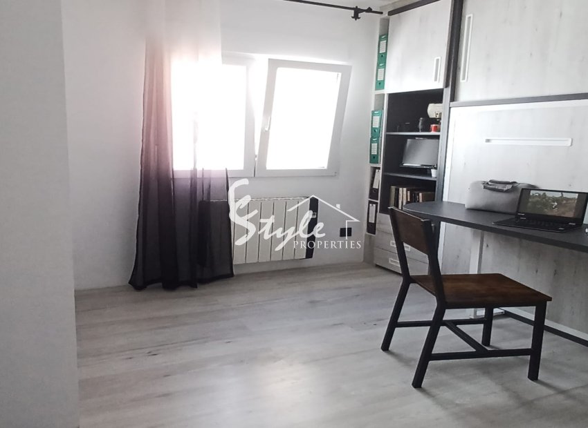 Resale - Apartament  - Torre de la Horadada - Costa Blanca Sur