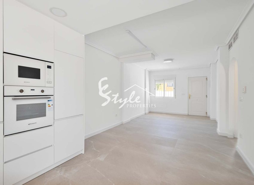 Resale - Apartament  - Torre de la Horadada - El Mojón
