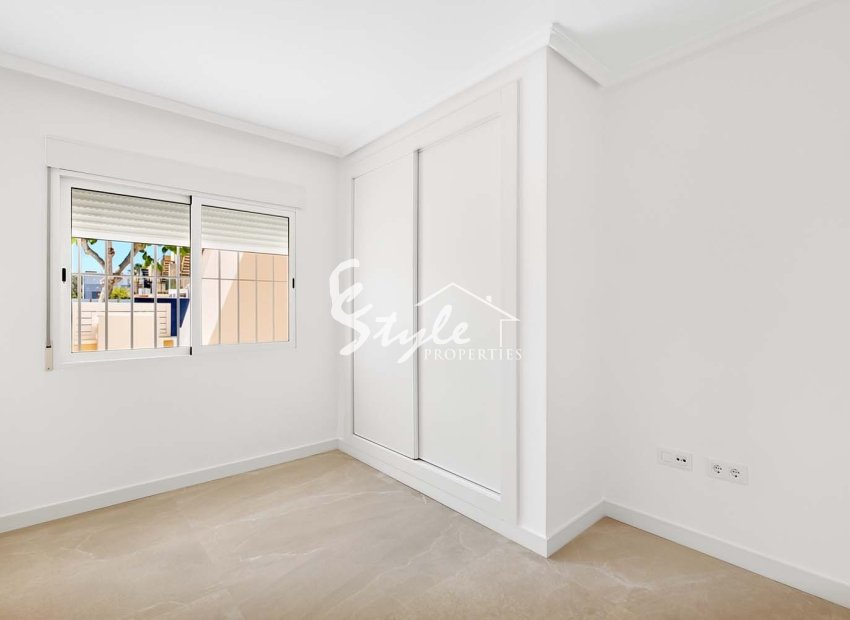 Resale - Apartament  - Torre de la Horadada - El Mojón
