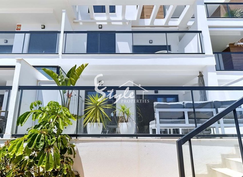 Resale - Apartament  - Torre de la Horadada - El Mojón