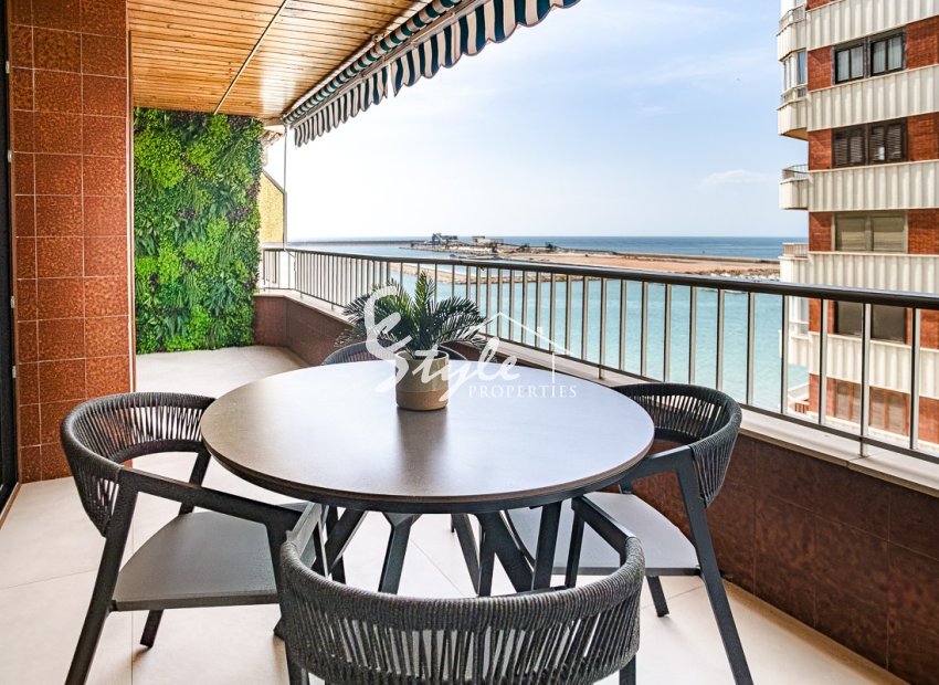 Resale - Apartament  - Torrevieja - Acequion