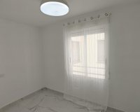 Resale - Apartament  - Torrevieja - Acequion