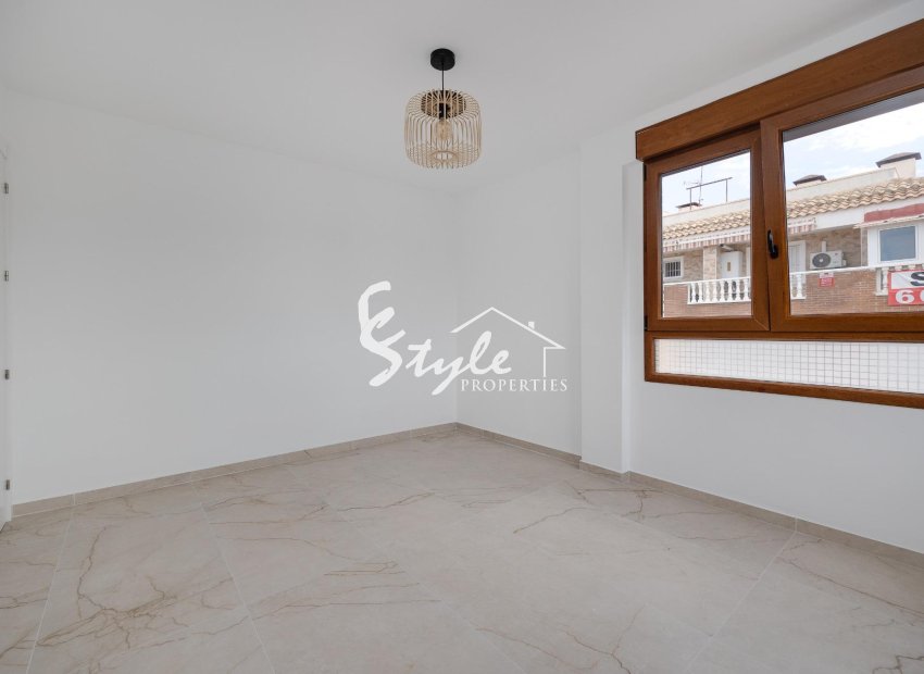 Resale - Apartament  - Torrevieja - Acequion