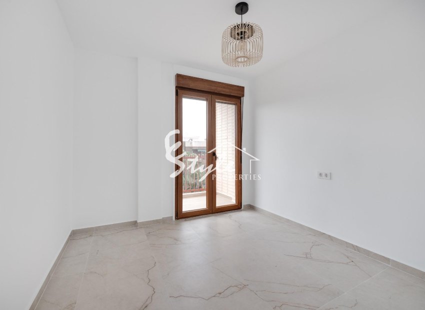 Resale - Apartament  - Torrevieja - Acequion
