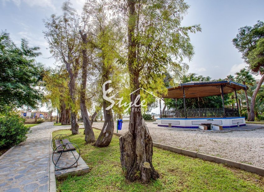 Resale - Apartament  - Torrevieja - Acequion