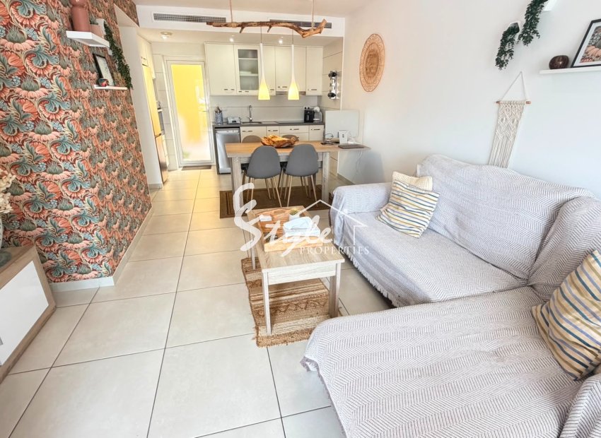 Resale - Apartament  - Torrevieja - Aguas Nuevas