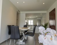 Resale - Apartament  - Torrevieja - Aguas Nuevas