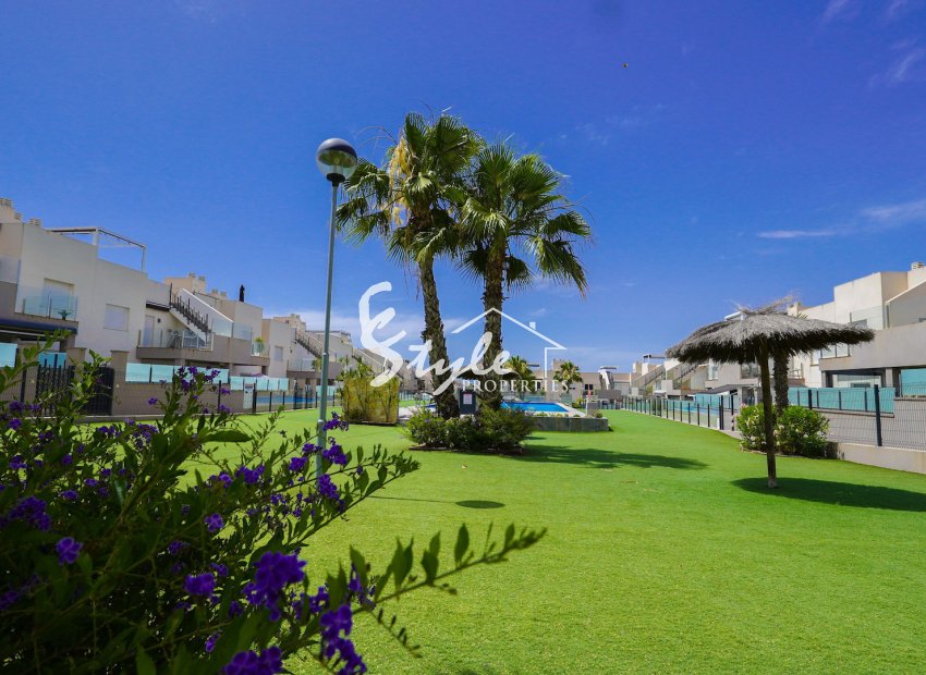 Resale - Apartament  - Torrevieja - Aguas Nuevas