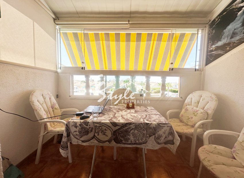 Resale - Apartament  - Torrevieja - Aguas Nuevas