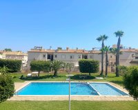 Resale - Apartament  - Torrevieja - Aguas Nuevas