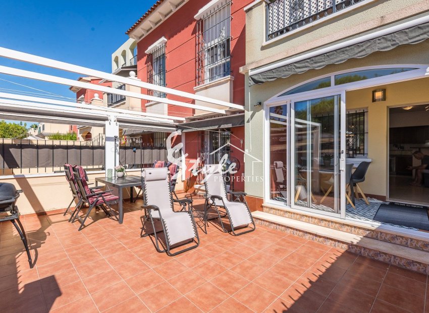 Resale - Apartament  - Torrevieja - Aguas Nuevas