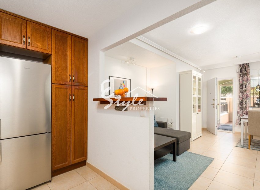 Resale - Apartament  - Torrevieja - Aguas Nuevas