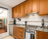 Resale - Apartament  - Torrevieja - Aguas Nuevas