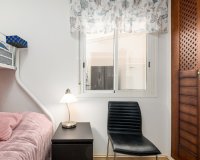 Resale - Apartament  - Torrevieja - Aguas Nuevas