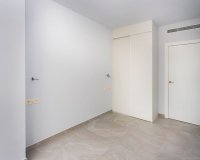 Resale - Apartament  - Torrevieja - Beach