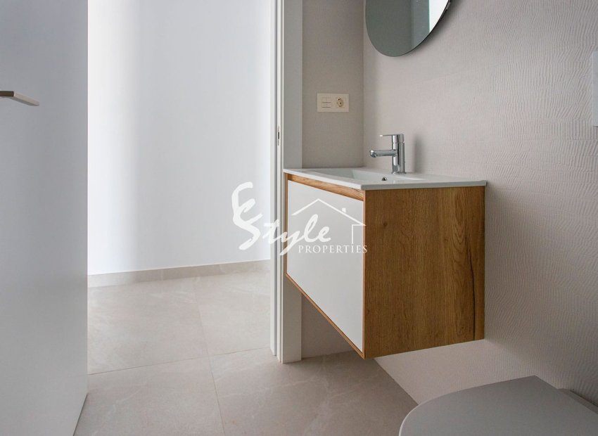 Resale - Apartament  - Torrevieja - Beach