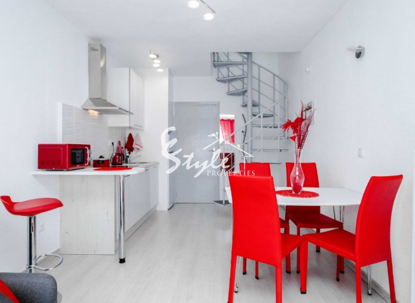Resale - Apartament  - Torrevieja - Calas Blancas