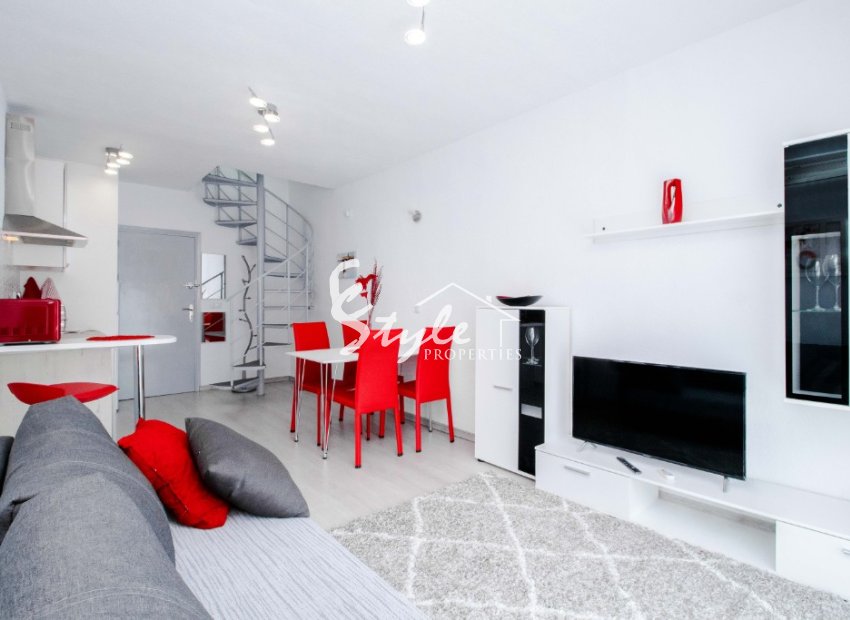 Resale - Apartament  - Torrevieja - Calas Blancas
