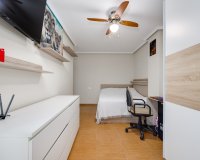 Resale - Apartament  - Torrevieja - Calle Finlandia