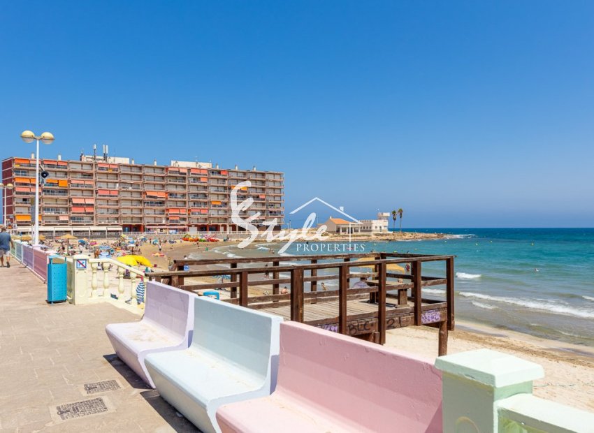 Resale - Apartament  - Torrevieja - calle Mar Baltico