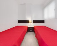 Resale - Apartament  - Torrevieja - calle Puerto Romano