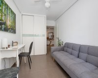 Resale - Apartament  - Torrevieja - calle Torreviejensen Ausentes