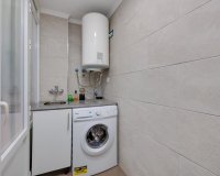 Resale - Apartament  - Torrevieja - calle Torreviejensen Ausentes