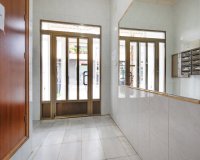 Resale - Apartament  - Torrevieja - calle Torreviejensen Ausentes