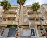 Resale - Apartament  - Torrevieja - calle Torreviejensen Ausentes