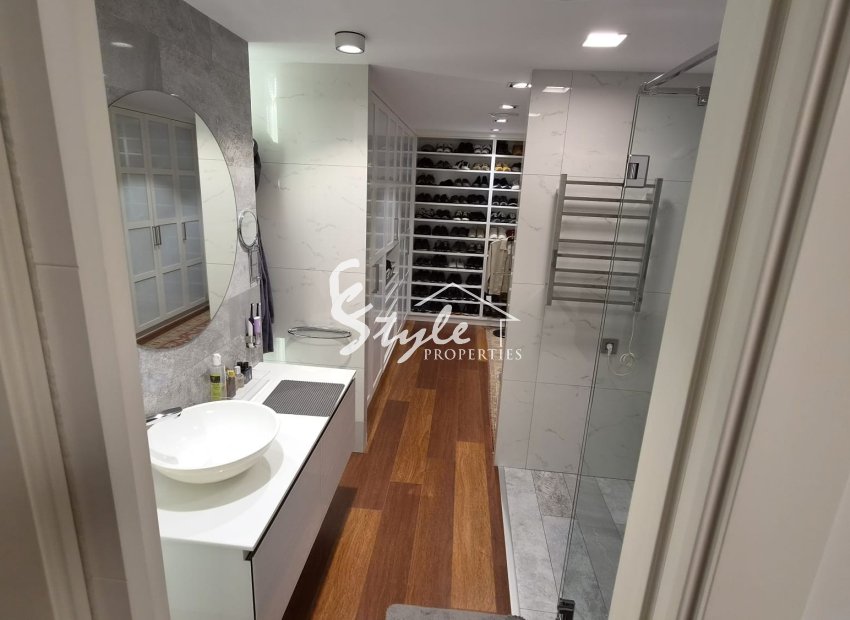 Resale - Apartament  - Torrevieja - Center
